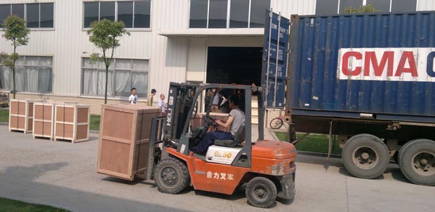 出口離心機發(fā)貨了