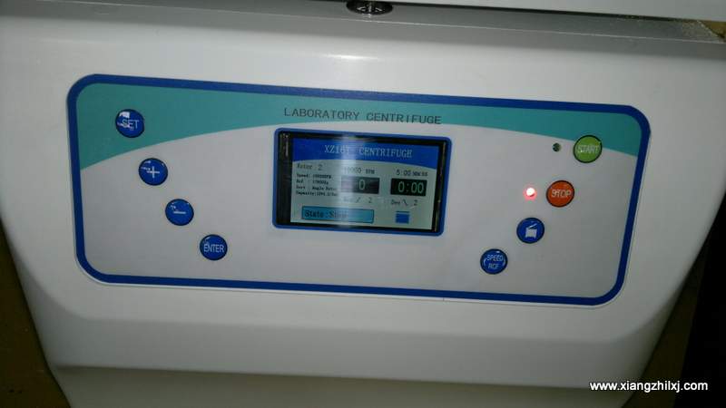 如何清洗離心機(jī)？湘智離心機(jī)為您支招