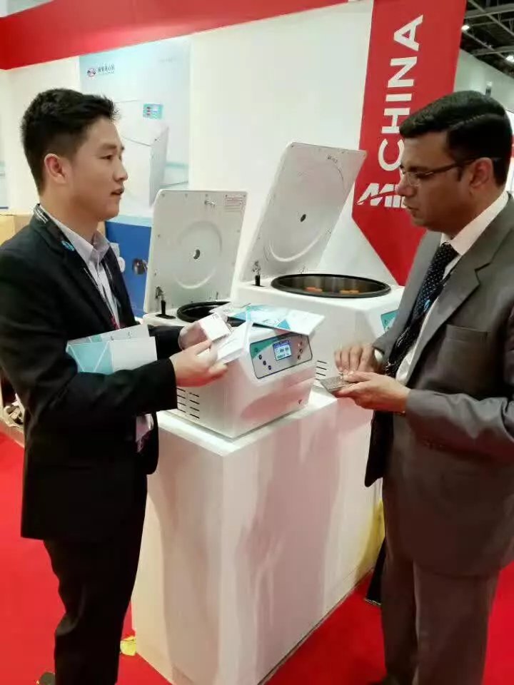 湘智參加中東實(shí)驗(yàn)儀器、分析檢測(cè)設(shè)備博覽會(huì)